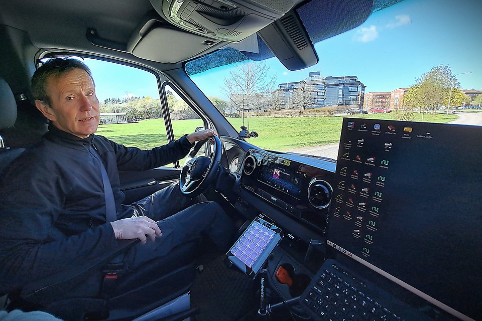 AI helps human experts improve road maintenance